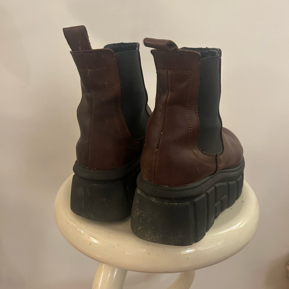 Platform Boots - Picture 6 of 8
